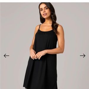 32 degrees black flowy dress with built in bra